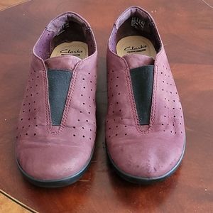 CLARKS SLIP-ON FLATS